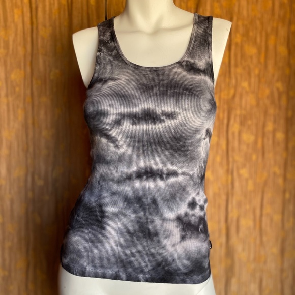 Prana Tops - GORGEOUS PRANA TIE DYE TANK SIZE M